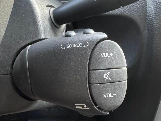 Синий Дачия Логан, объемом двигателя 1.6 л и пробегом 350 тыс. км за 5700 $, фото 14 на Automoto.ua