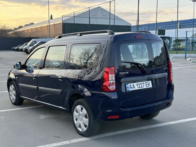 Синий Дачия Логан, объемом двигателя 1.6 л и пробегом 180 тыс. км за 5500 $, фото 5 на Automoto.ua