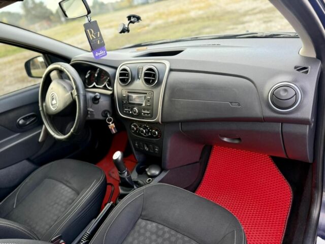 Синий Дачия Логан, объемом двигателя 0 л и пробегом 1 тыс. км за 5200 $, фото 4 на Automoto.ua