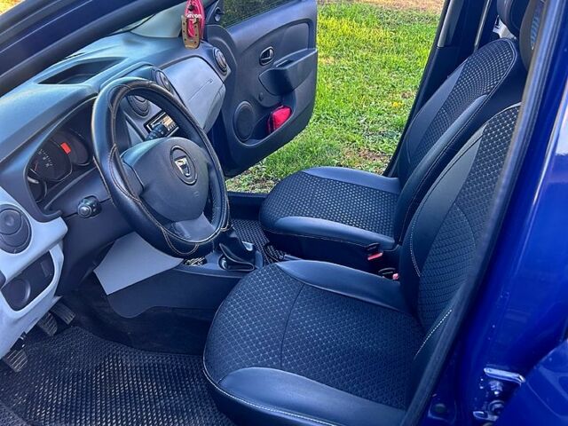 Дачія Logan 2014 у Умани на Automoto.ua Синій Дачія Logan, об'ємом двигуна 1.1 л та пробігом 178 тис. км за 6000 $, фото 9 на Automoto.ua