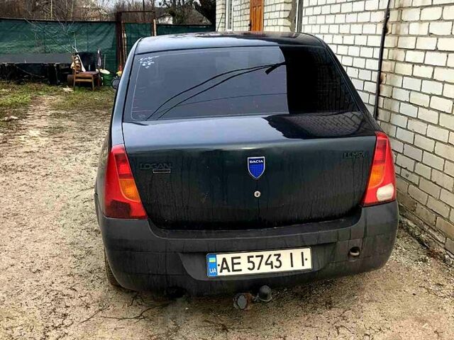 Зелений Дачія Logan, об'ємом двигуна 1.4 л та пробігом 250 тис. км за 2300 $, фото 5 на Automoto.ua