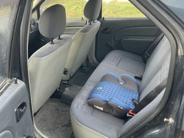 Зелений Дачія Logan, об'ємом двигуна 1.4 л та пробігом 225 тис. км за 4000 $, фото 5 на Automoto.ua