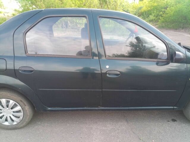 Зелений Дачія Logan, об'ємом двигуна 1.4 л та пробігом 340 тис. км за 2600 $, фото 10 на Automoto.ua