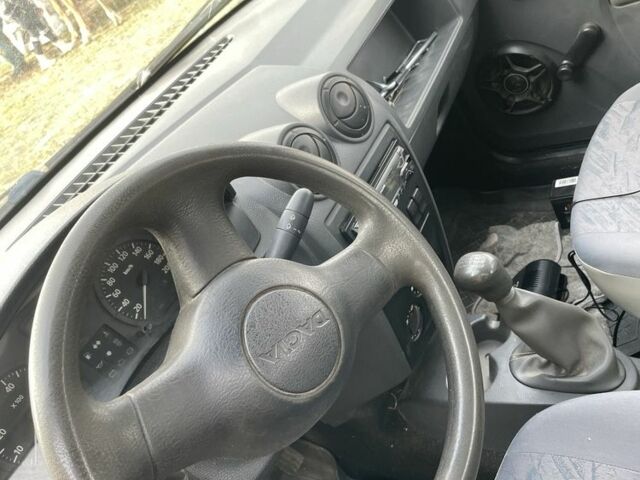 Зелений Дачія Logan, об'ємом двигуна 1.4 л та пробігом 225 тис. км за 4000 $, фото 4 на Automoto.ua