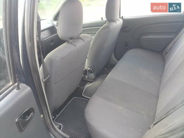 Зеленый Дачия Логан, объемом двигателя 1.4 л и пробегом 340 тыс. км за 2600 $, фото 2 на Automoto.ua