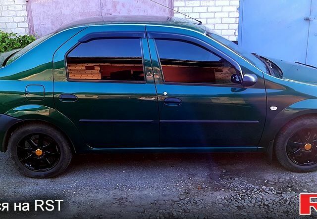 Зеленый Дачия Логан, объемом двигателя 14 л и пробегом 236 тыс. км за 4700 $, фото 1 на Automoto.ua