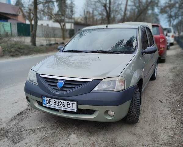 Зеленый Дачия Логан, объемом двигателя 1.4 л и пробегом 130 тыс. км за 4750 $, фото 4 на Automoto.ua