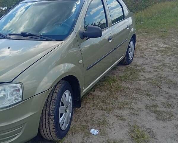 Зеленый Дачия Логан, объемом двигателя 1.4 л и пробегом 152 тыс. км за 4500 $, фото 2 на Automoto.ua