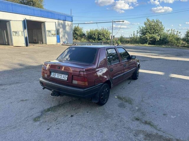Красный Дачия Нова, объемом двигателя 1.4 л и пробегом 230 тыс. км за 700 $, фото 3 на Automoto.ua