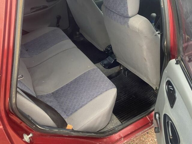 Червоний Дачія Nova, об'ємом двигуна 1.4 л та пробігом 1000 тис. км за 946 $, фото 4 на Automoto.ua