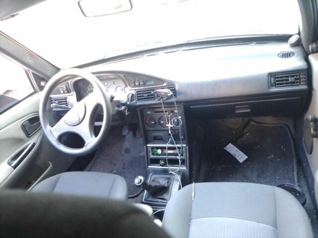 Серый Дачия Нова, объемом двигателя 1.4 л и пробегом 208 тыс. км за 850 $, фото 5 на Automoto.ua