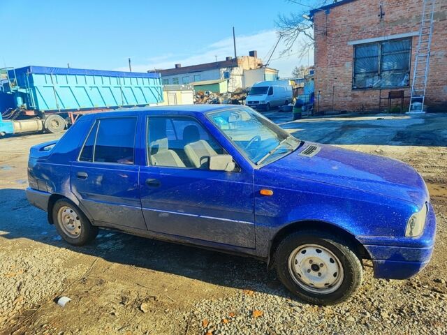 Синій Дачія Nova, об'ємом двигуна 1.4 л та пробігом 200 тис. км за 1184 $, фото 1 на Automoto.ua