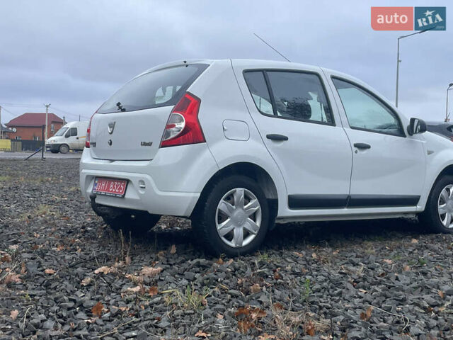 Белый Дачия Сандеро, объемом двигателя 1.2 л и пробегом 184 тыс. км за 4400 $, фото 6 на Automoto.ua