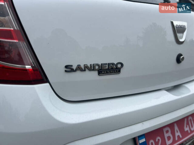 Білий Дачія Sandero, об'ємом двигуна 1.2 л та пробігом 142 тис. км за 4650 $, фото 14 на Automoto.ua