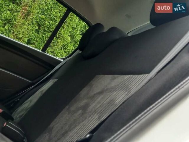 Білий Дачія Sandero, об'ємом двигуна 1.2 л та пробігом 160 тис. км за 4299 $, фото 68 на Automoto.ua