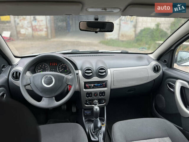 Білий Дачія Sandero, об'ємом двигуна 1.2 л та пробігом 142 тис. км за 4650 $, фото 44 на Automoto.ua