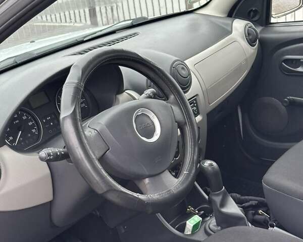 Белый Дачия Сандеро, объемом двигателя 1.4 л и пробегом 194 тыс. км за 4150 $, фото 6 на Automoto.ua