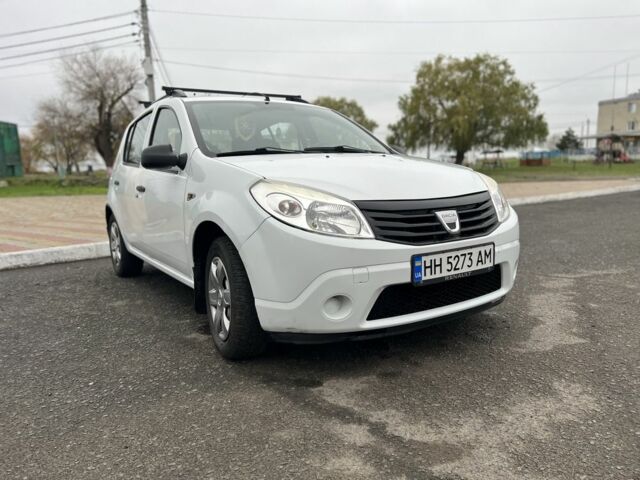 Белый Дачия Сандеро, объемом двигателя 1.4 л и пробегом 3 тыс. км за 4000 $, фото 1 на Automoto.ua