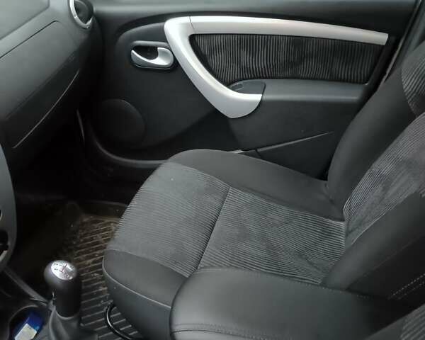 Белый Дачия Сандеро, объемом двигателя 1.15 л и пробегом 142 тыс. км за 4300 $, фото 4 на Automoto.ua