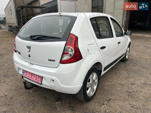 Білий Дачія Sandero, об'ємом двигуна 1.2 л та пробігом 142 тис. км за 4650 $, фото 18 на Automoto.ua