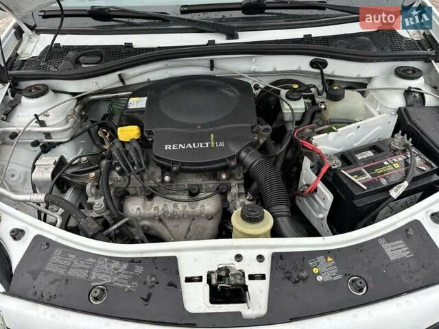 Белый Дачия Сандеро, объемом двигателя 1.4 л и пробегом 194 тыс. км за 4150 $, фото 11 на Automoto.ua