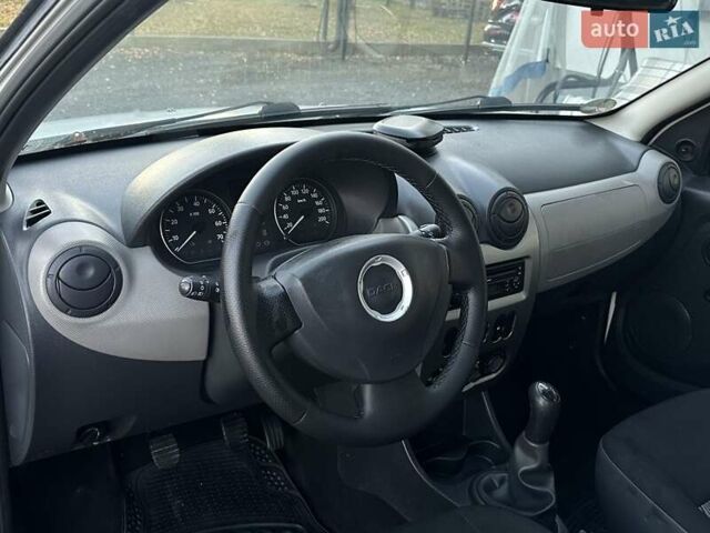 Дачия Сандеро 2009 в Любешов на Automoto.ua Белый Дачия Сандеро, объемом двигателя 1.4 л и пробегом 107 тыс. км за 4550 $, фото 22 на Automoto.ua