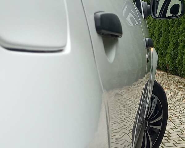 Білий Дачія Sandero, об'ємом двигуна 1.2 л та пробігом 160 тис. км за 4299 $, фото 50 на Automoto.ua