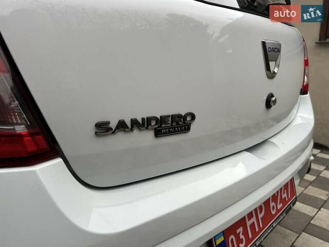 Белый Дачия Сандеро, объемом двигателя 1.2 л и пробегом 187 тыс. км за 4200 $, фото 27 на Automoto.ua