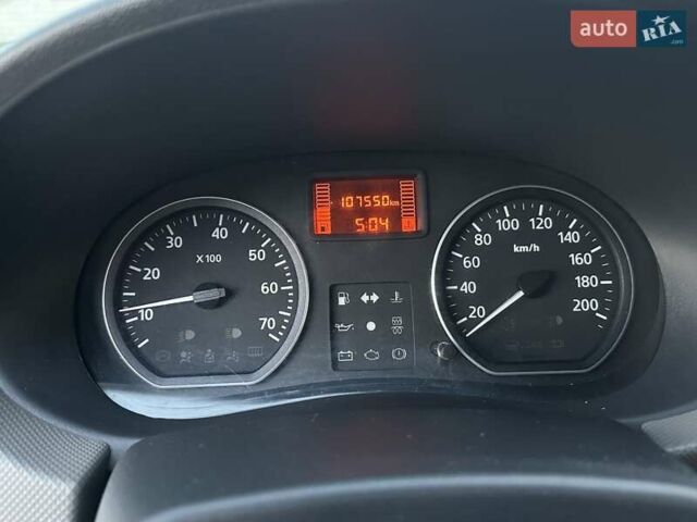 Дачия Сандеро 2009 в Любешов на Automoto.ua Белый Дачия Сандеро, объемом двигателя 1.4 л и пробегом 107 тыс. км за 4550 $, фото 25 на Automoto.ua