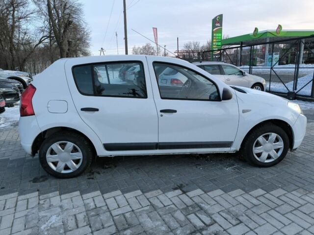 Белый Дачия Сандеро, объемом двигателя 0 л и пробегом 188 тыс. км за 4600 $, фото 3 на Automoto.ua