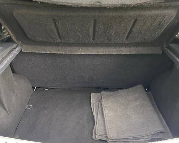 Білий Дачія Sandero, об'ємом двигуна 1.4 л та пробігом 255 тис. км за 4200 $, фото 18 на Automoto.ua