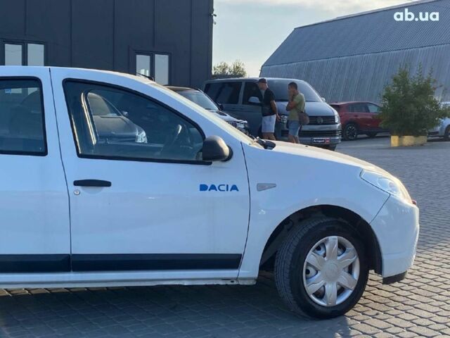 Белый Дачия Сандеро, объемом двигателя 1.2 л и пробегом 133 тыс. км за 4990 $, фото 6 на Automoto.ua