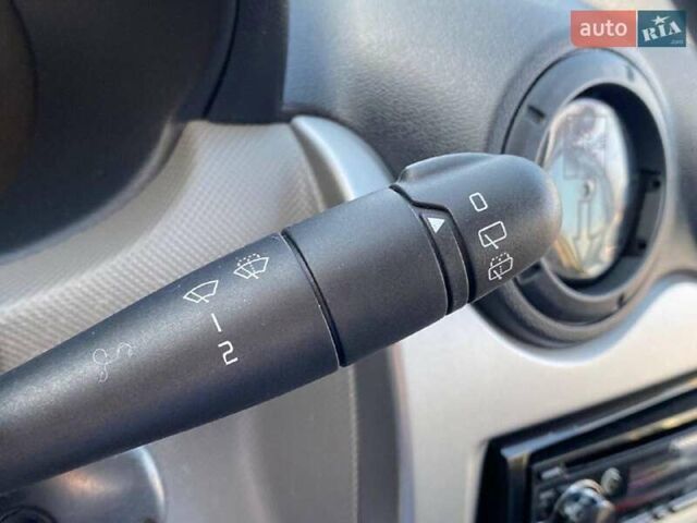 Белый Дачия Сандеро, объемом двигателя 1.2 л и пробегом 133 тыс. км за 4990 $, фото 8 на Automoto.ua