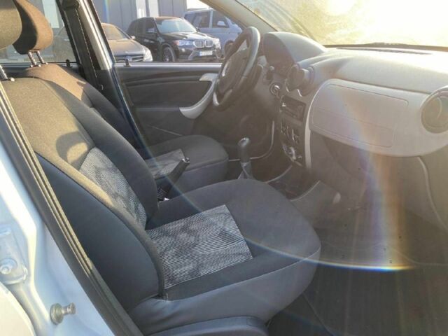 Белый Дачия Сандеро, объемом двигателя 1.2 л и пробегом 133 тыс. км за 4990 $, фото 26 на Automoto.ua