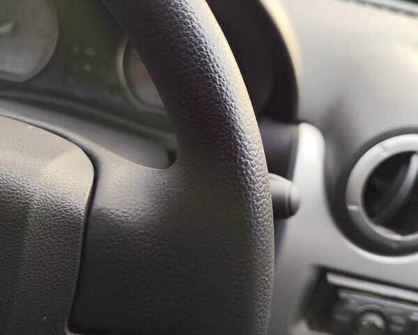 Білий Дачія Sandero, об'ємом двигуна 1.6 л та пробігом 147 тис. км за 5900 $, фото 19 на Automoto.ua