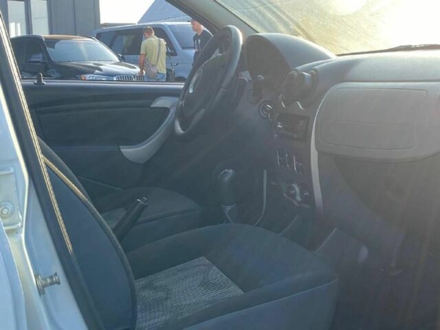 Белый Дачия Сандеро, объемом двигателя 1.2 л и пробегом 133 тыс. км за 4990 $, фото 17 на Automoto.ua