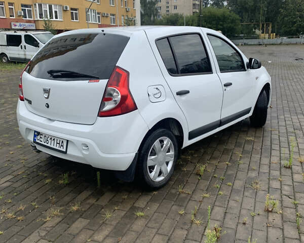 Белый Дачия Сандеро, объемом двигателя 1.15 л и пробегом 147 тыс. км за 5000 $, фото 7 на Automoto.ua