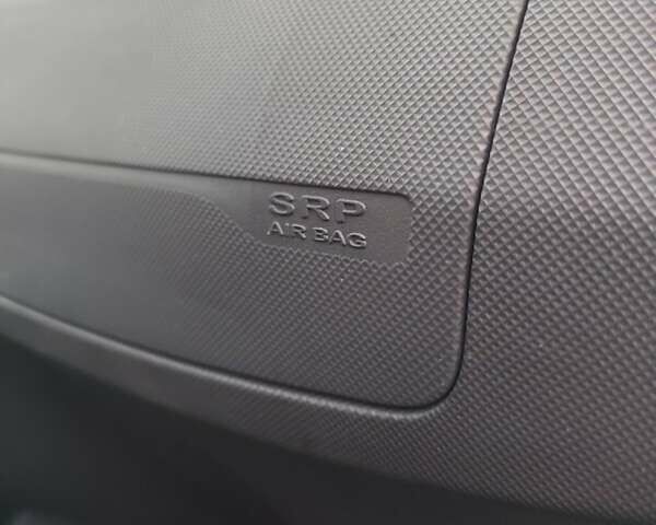 Білий Дачія Sandero, об'ємом двигуна 1.6 л та пробігом 147 тис. км за 5900 $, фото 23 на Automoto.ua