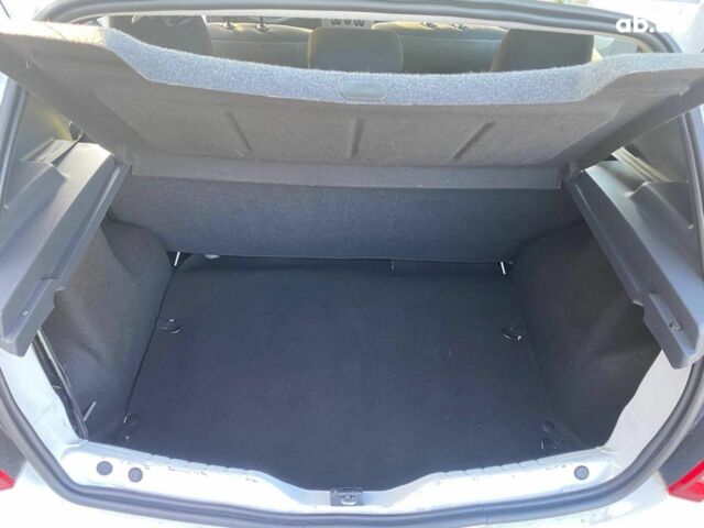 Белый Дачия Сандеро, объемом двигателя 1.2 л и пробегом 133 тыс. км за 4990 $, фото 25 на Automoto.ua