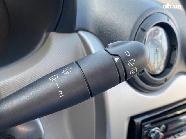 Белый Дачия Сандеро, объемом двигателя 1.2 л и пробегом 133 тыс. км за 4990 $, фото 7 на Automoto.ua