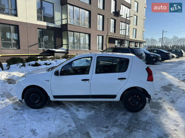 Білий Дачія Sandero, об'ємом двигуна 1.5 л та пробігом 257 тис. км за 3850 $, фото 7 на Automoto.ua