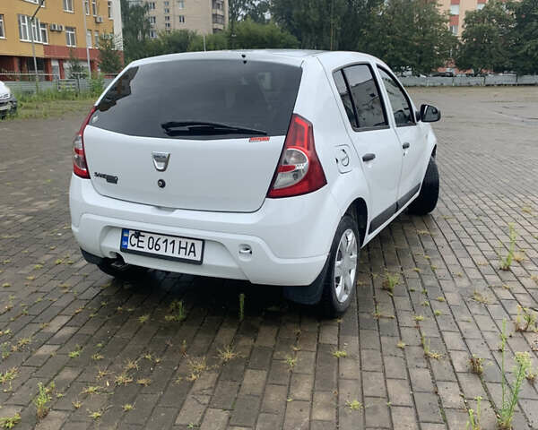 Белый Дачия Сандеро, объемом двигателя 1.15 л и пробегом 147 тыс. км за 5000 $, фото 4 на Automoto.ua
