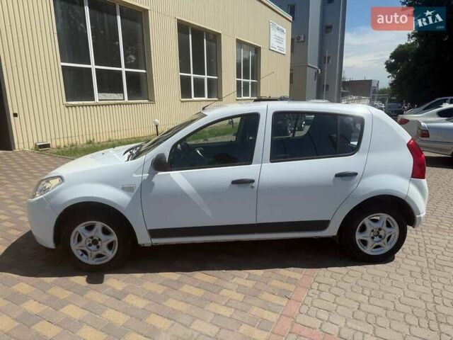Білий Дачія Sandero, об'ємом двигуна 1.15 л та пробігом 219 тис. км за 4100 $, фото 5 на Automoto.ua