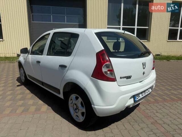 Білий Дачія Sandero, об'ємом двигуна 1.15 л та пробігом 219 тис. км за 4100 $, фото 3 на Automoto.ua