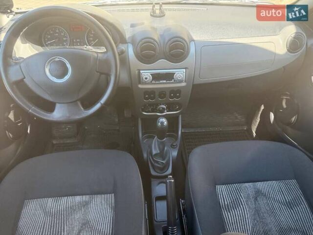 Білий Дачія Sandero, об'ємом двигуна 1.15 л та пробігом 219 тис. км за 4100 $, фото 9 на Automoto.ua