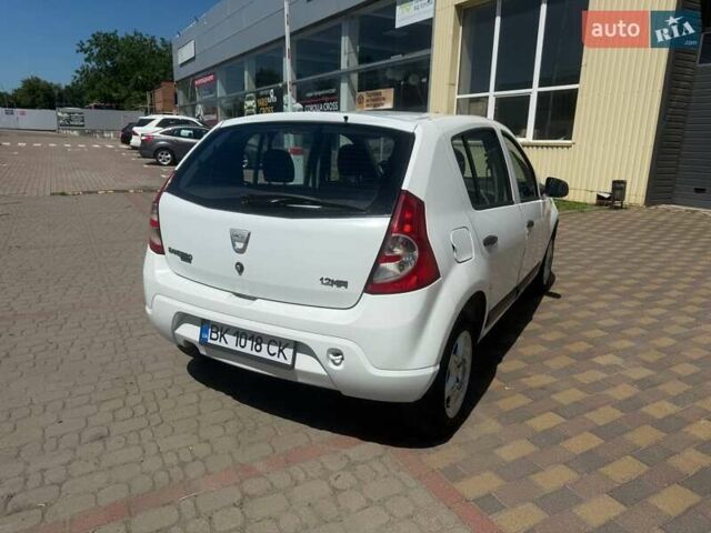 Білий Дачія Sandero, об'ємом двигуна 1.15 л та пробігом 219 тис. км за 4100 $, фото 4 на Automoto.ua