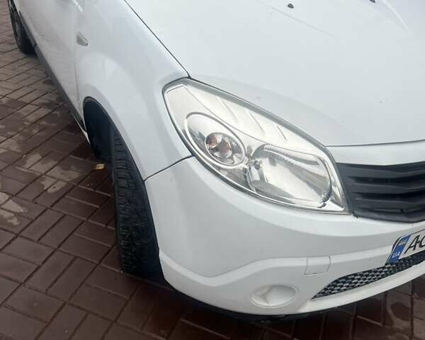 Белый Дачия Сандеро, объемом двигателя 1.15 л и пробегом 190 тыс. км за 3700 $, фото 9 на Automoto.ua