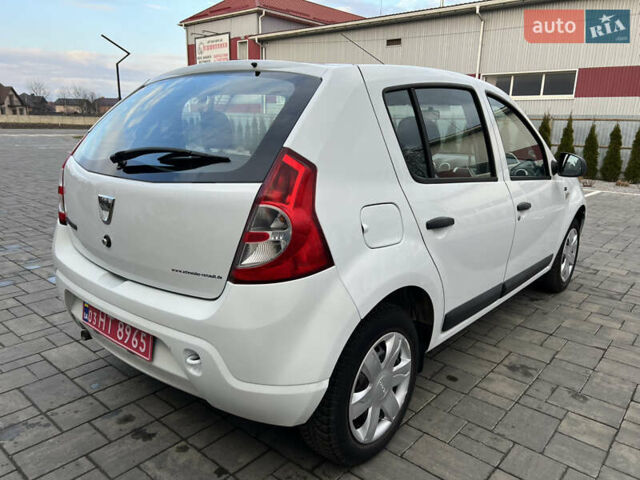 Белый Дачия Сандеро, объемом двигателя 1.2 л и пробегом 178 тыс. км за 4750 $, фото 17 на Automoto.ua