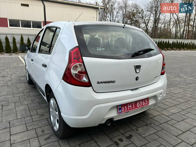 Белый Дачия Сандеро, объемом двигателя 1.2 л и пробегом 178 тыс. км за 4750 $, фото 14 на Automoto.ua