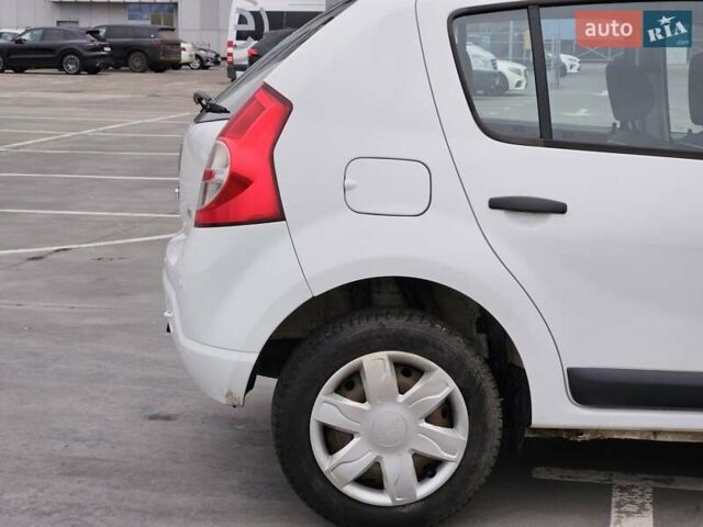 Белый Дачия Сандеро, объемом двигателя 1.46 л и пробегом 116 тыс. км за 6200 $, фото 8 на Automoto.ua